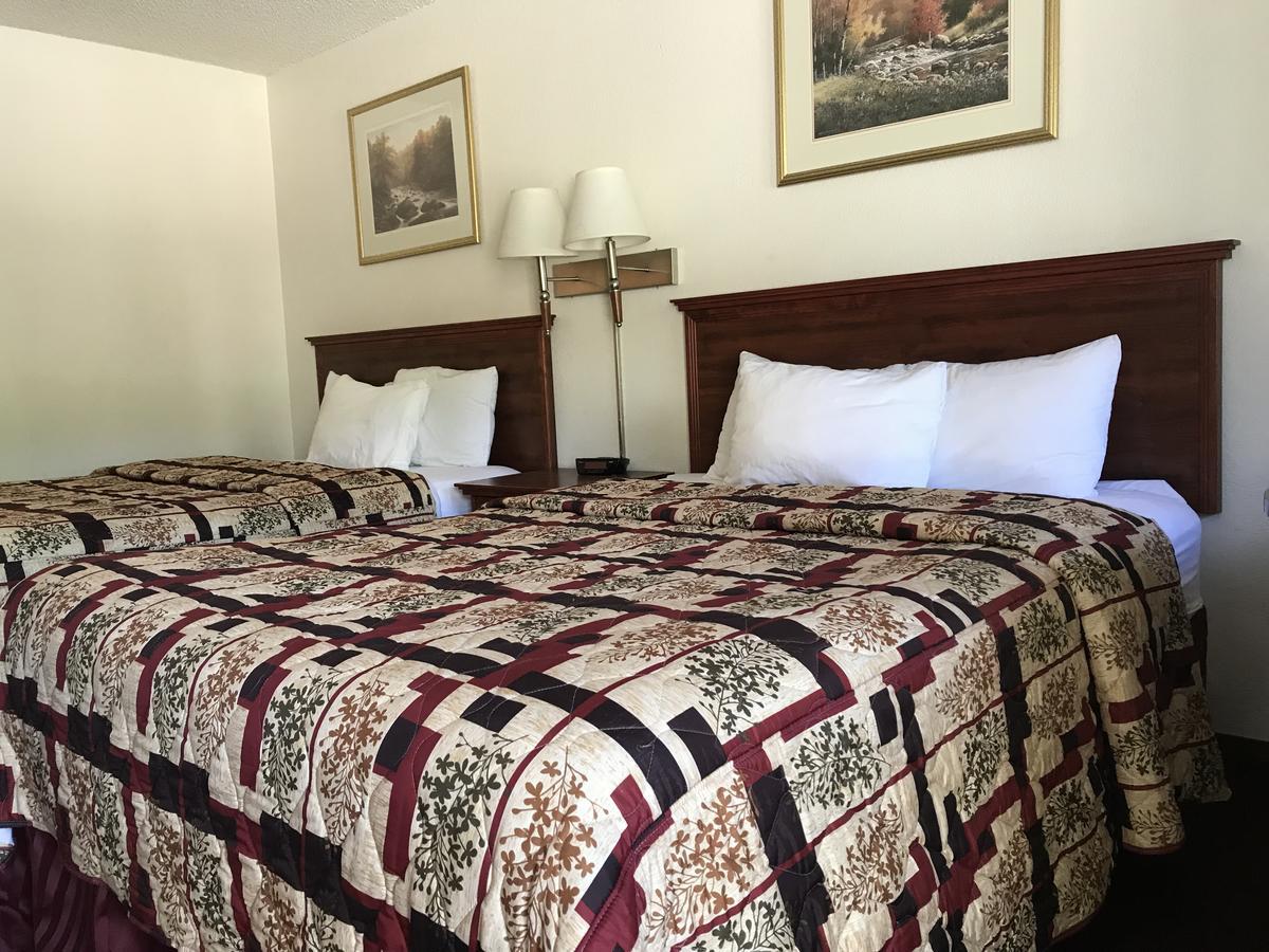 ثري ريفرز The River Inn المظهر الخارجي الصورة